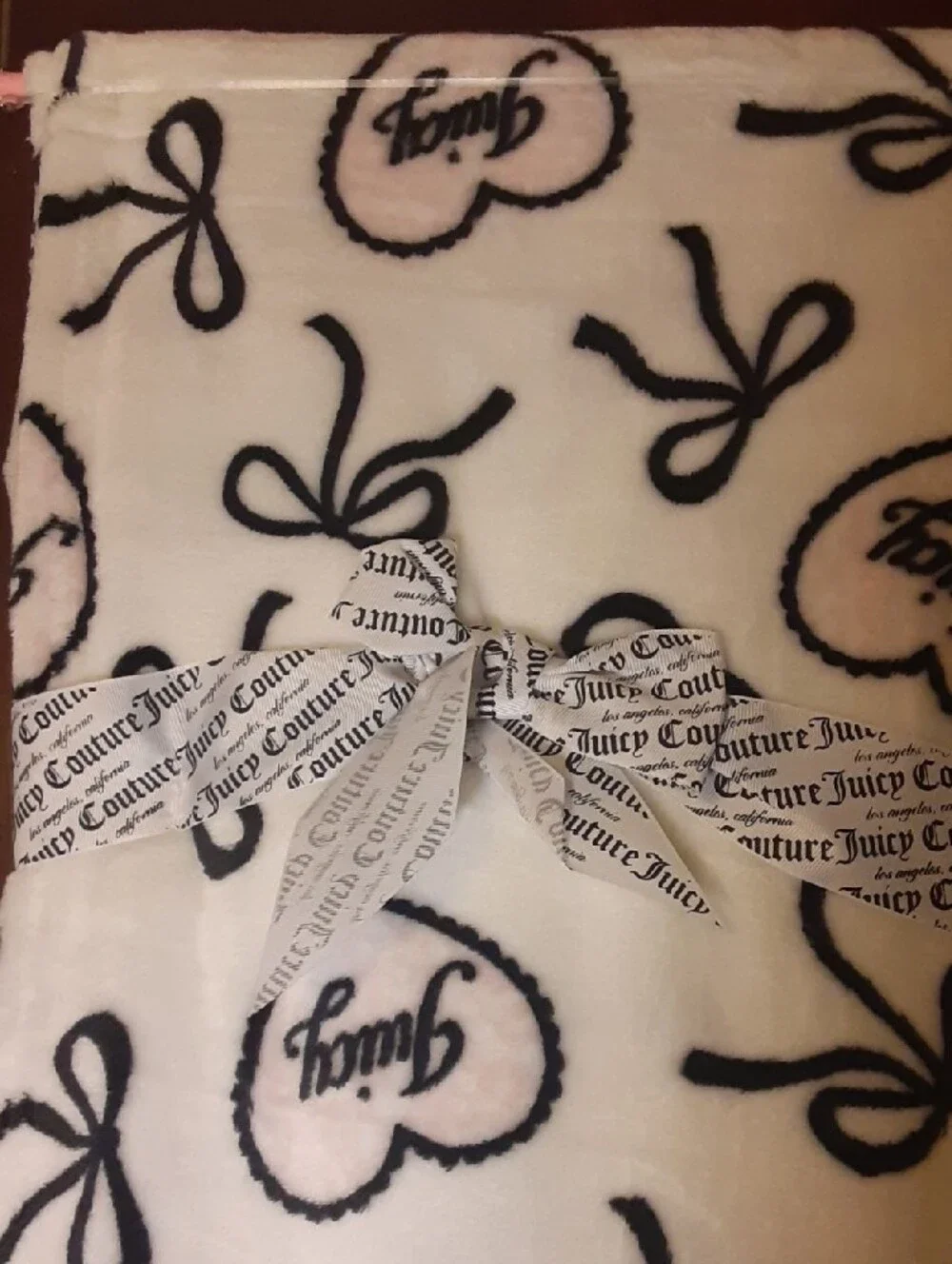 Juicy Couture White Plush Throw with Black Bows & Light Pink Hearts